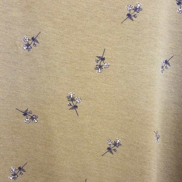 LuLaRoe Perfect T size Medium - Picture 3 of 3